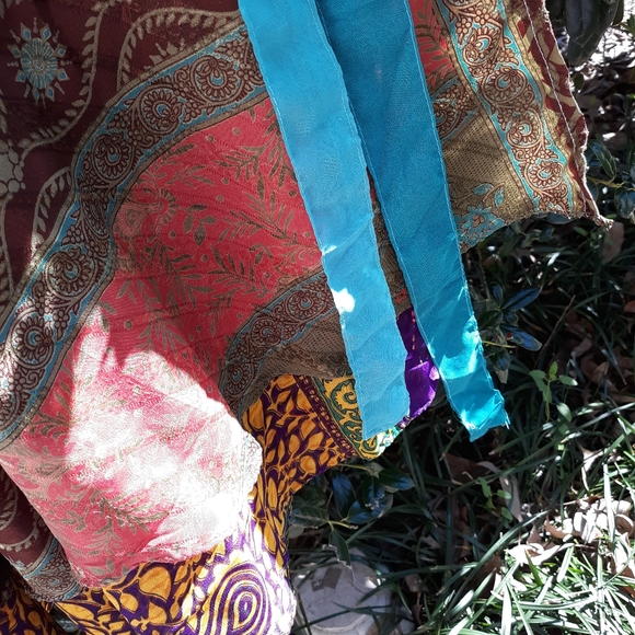 REVERSIBLE LAYERED SILK SCARF WRAP SKIRT, OS - Picture 7 of 7